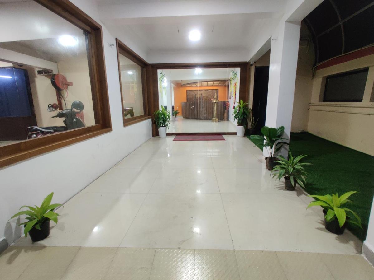 Amruth Inn Guruvayur Luaran gambar